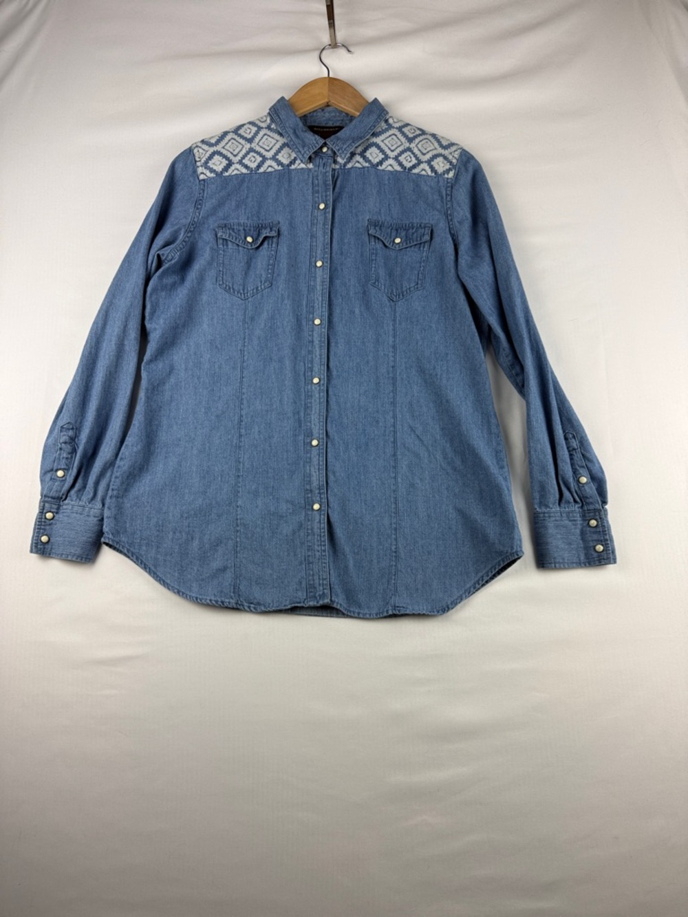 Bit & Bridle Denim Button Down Shirt Pearl Snap Western Size M
